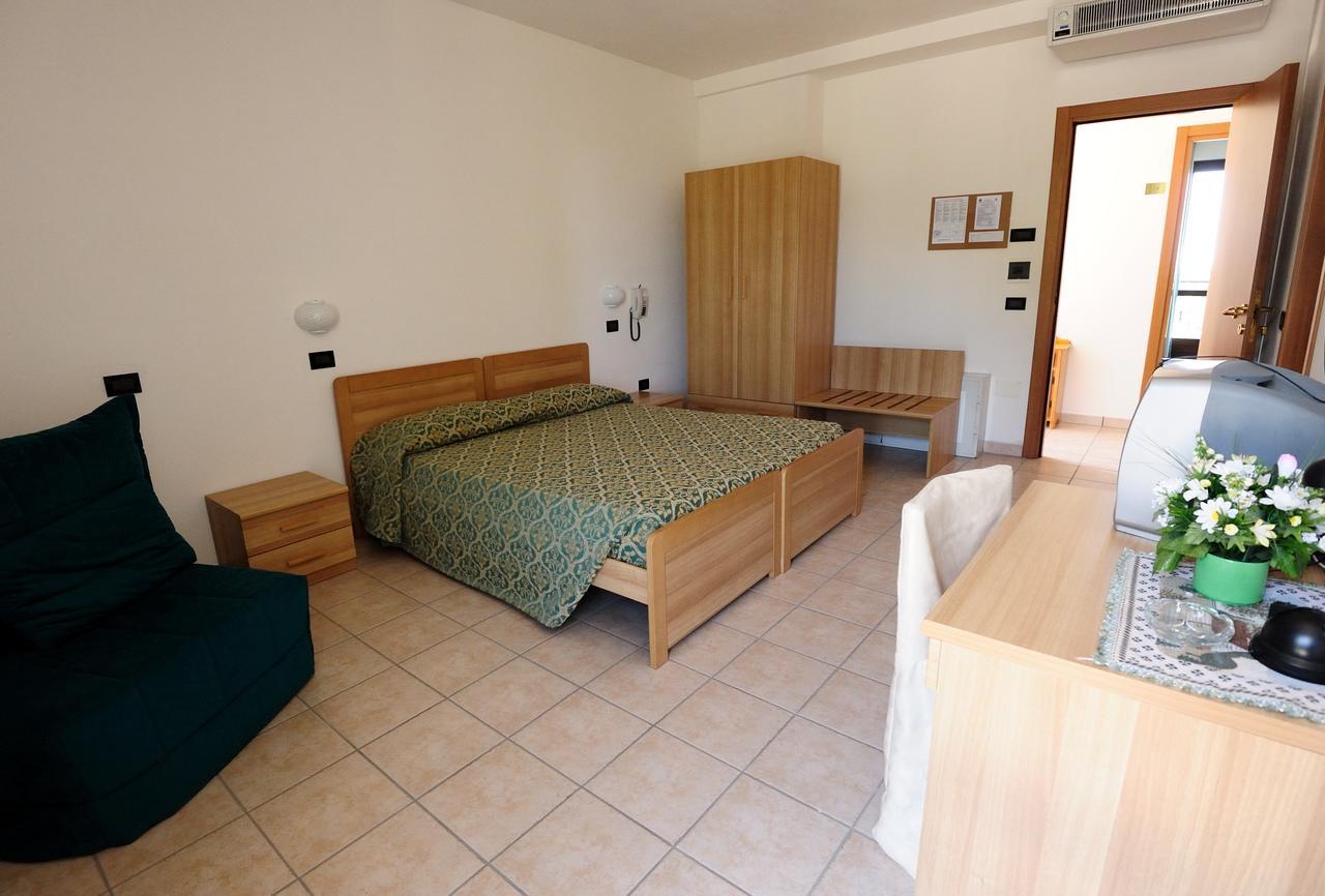 San Remo Hotel 2*